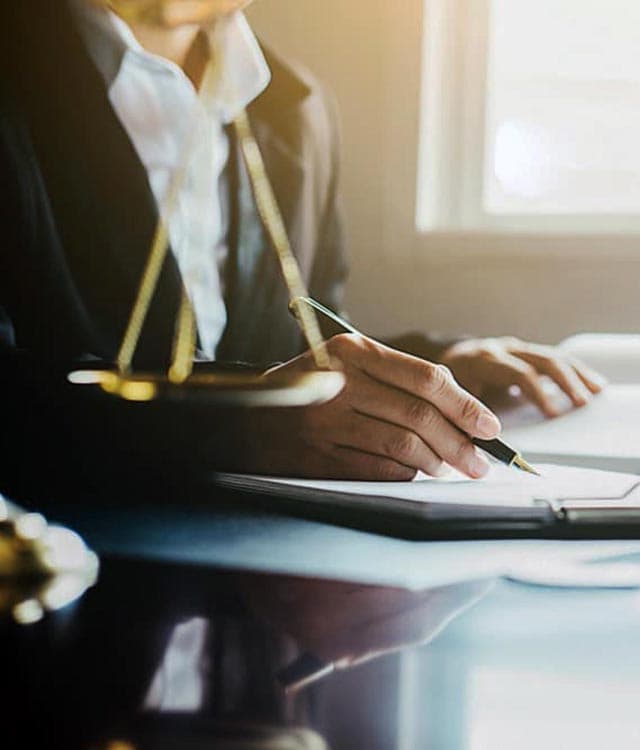 Legal and advisory services in Lugo, Ourense and Madrid