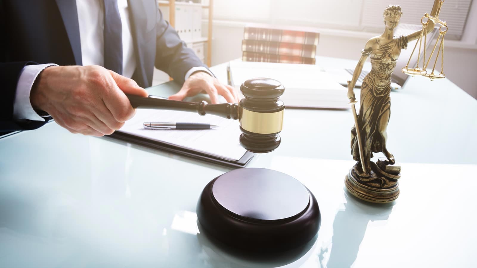 Do not wait any longer to make an appointment with a criminal lawyer in Monforte de Lemos!